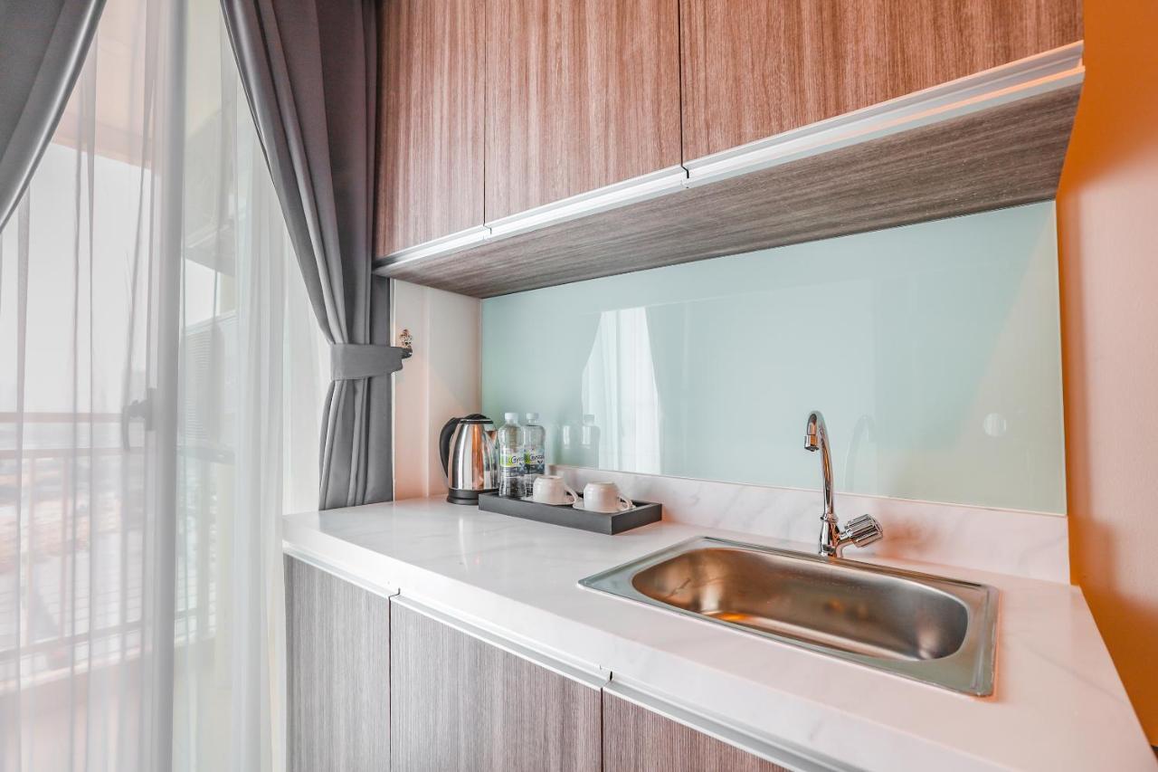Super Oyo Collection O 16 Vittoria Residence Джакарта Екстер'єр фото
