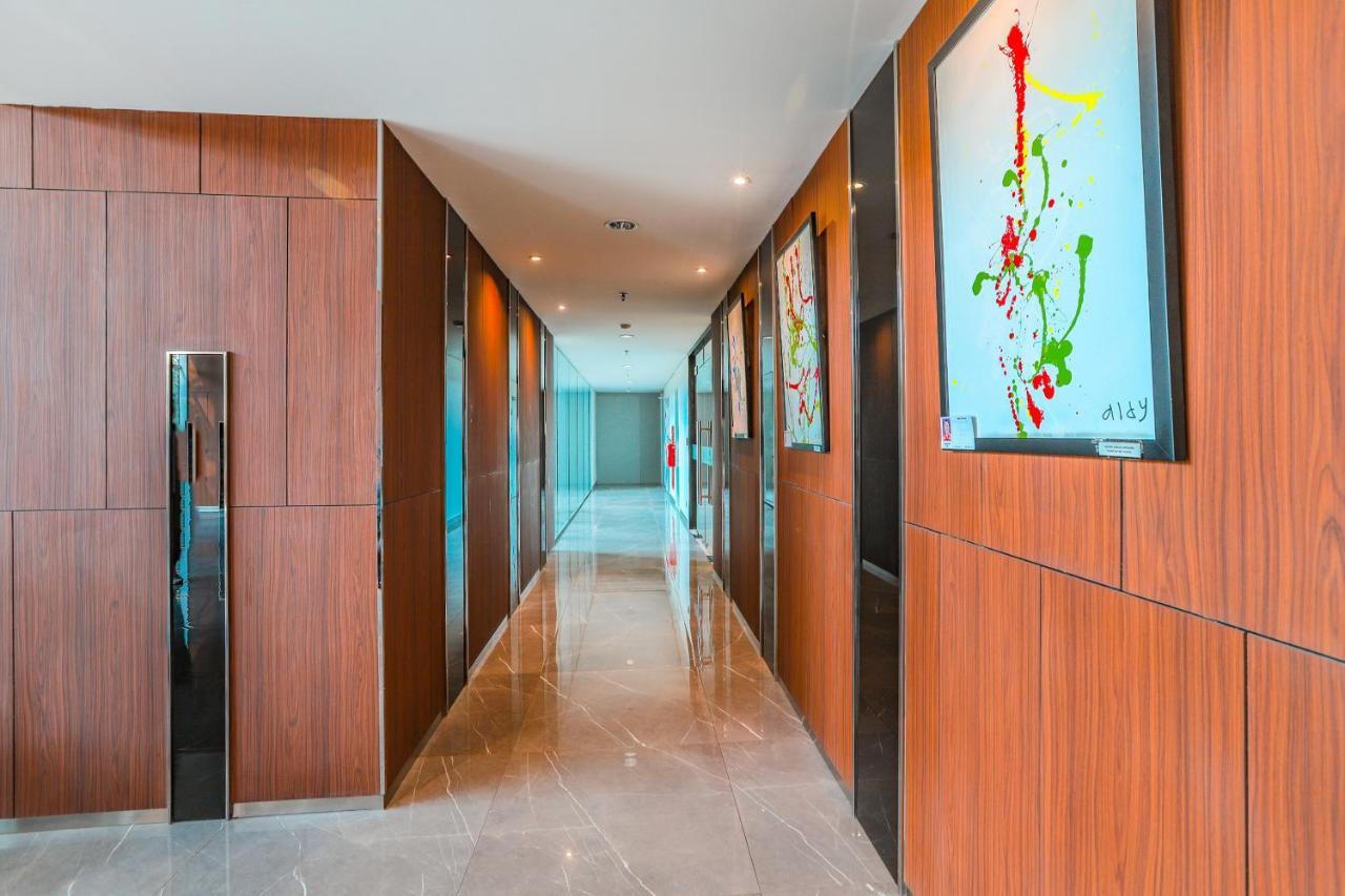 Super Oyo Collection O 16 Vittoria Residence Джакарта Екстер'єр фото
